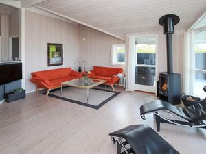 23759611-Ferienhaus-6-Samsø-300x225-2