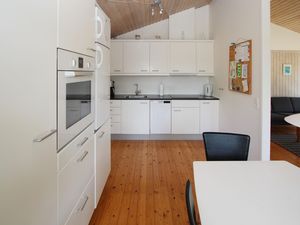 23759619-Ferienhaus-6-Samsø-300x225-4