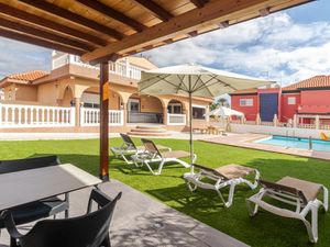 23918850-Ferienhaus-8-San Bartolomé de Tirajana-300x225-1