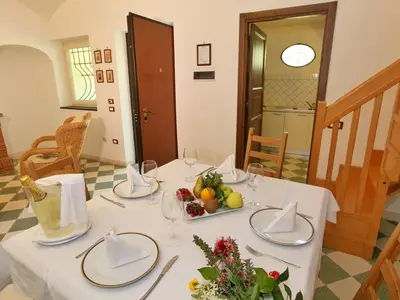 DiningRoom