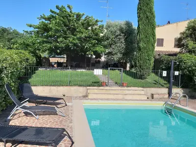 PoolOfHouse