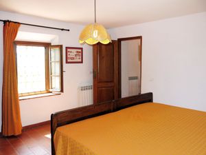 23848373-Ferienhaus-6-San Giuliano Terme-300x225-4