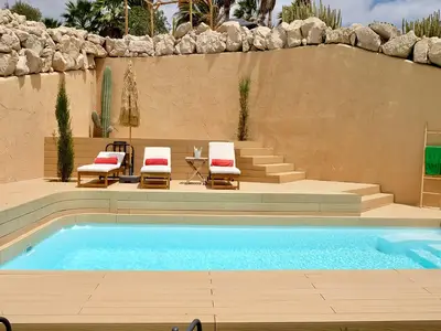 PoolOfHouse