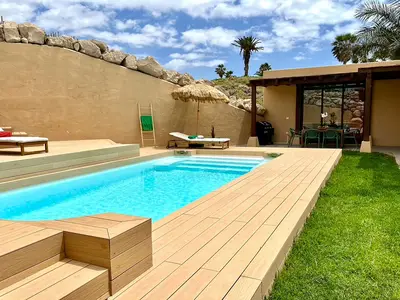 PoolOfHouse