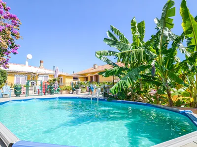pool