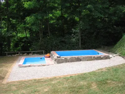 PoolOfHouse