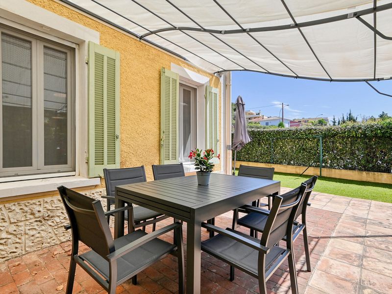 23755871-Ferienhaus-6-Sanary-sur-Mer-800x600-0