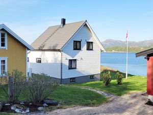 24018602-Ferienhaus-6-Sandhornøy-300x225-3