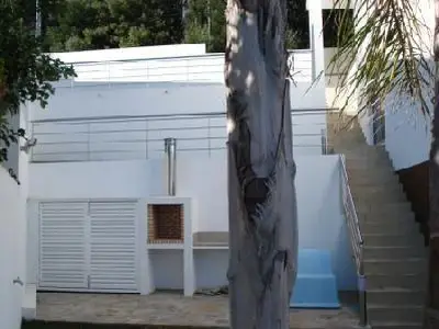 Außenansicht des Gebäudes. AuBenküche