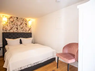 SA12_Ferienhaus "Zum Lochstein"_Schlafzimmer_03