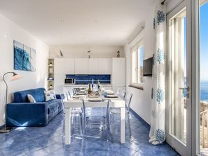 23064683-Ferienhaus-10-Sant'Agnello-300x225-5