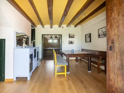 DiningRoom