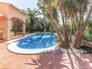 19342061-Ferienhaus-6-Sant Pere Pescador-300x225-1