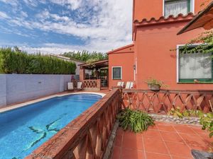 19342988-Ferienhaus-5-Sant Pere Pescador-300x225-1