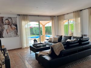 19342079-Ferienhaus-14-Sant Pere Pescador-300x225-4