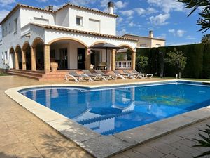 19342079-Ferienhaus-14-Sant Pere Pescador-300x225-2