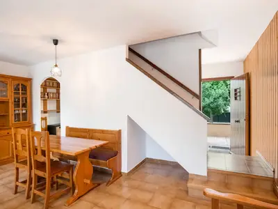 DiningRoom