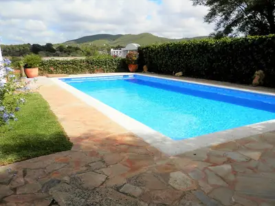 PoolOfHouse