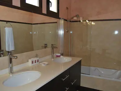 Bad/Dusche