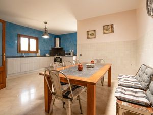 24018435-Ferienhaus-8-Santanyi-300x225-4