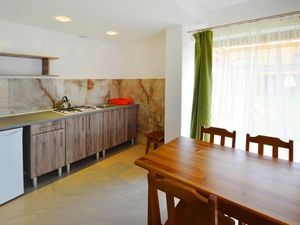 23550614-Ferienhaus-7-Sarbinowo-300x225-4