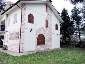 23096723-Ferienhaus-12-Sarnano-300x225-4