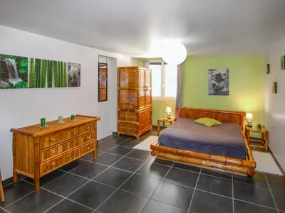 bed