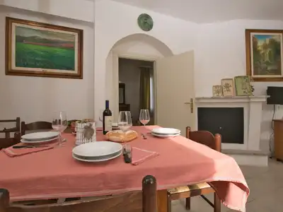DiningRoom
