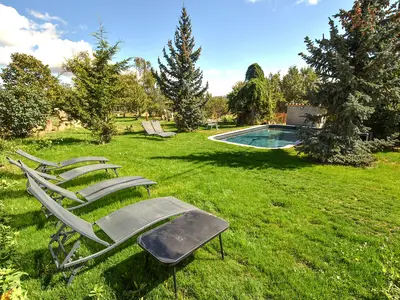 pool