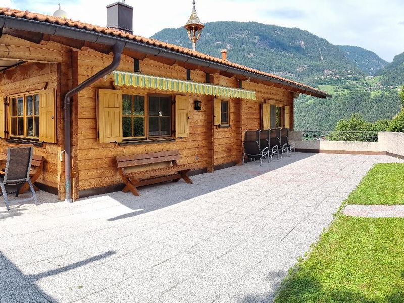 23453502-Ferienhaus-8-Sautens-800x600-1