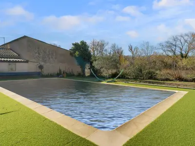 PoolOfHouse