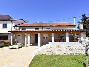 23475613-Ferienhaus-8-Savudrija-300x225-0