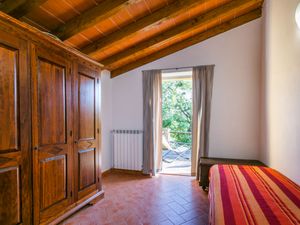 23843338-Ferienhaus-4-Scansano-300x225-1