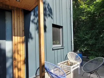Ferienhaus mit Terrasse im Grünen