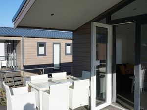 23884002-Ferienhaus-5-Scharbeutz-300x225-5