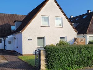 23998575-Ferienhaus-9-Scharbeutz-300x225-4