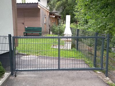 Abgeschlossener Garten für Hunde