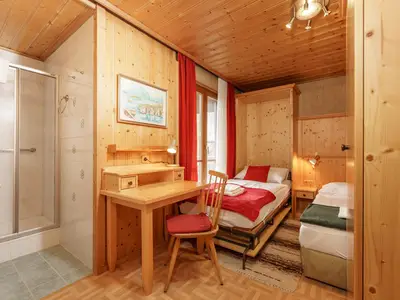 2 Einzelbetten mit Badezimmer