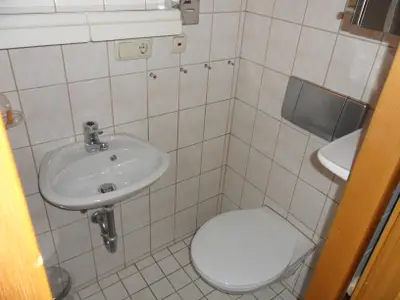 Ferienhäuschen Rosi - Dusche und WC