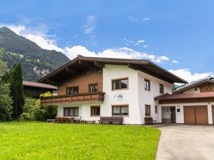 Ferienhaus für 14 Personen (200 m²) in Schlitters