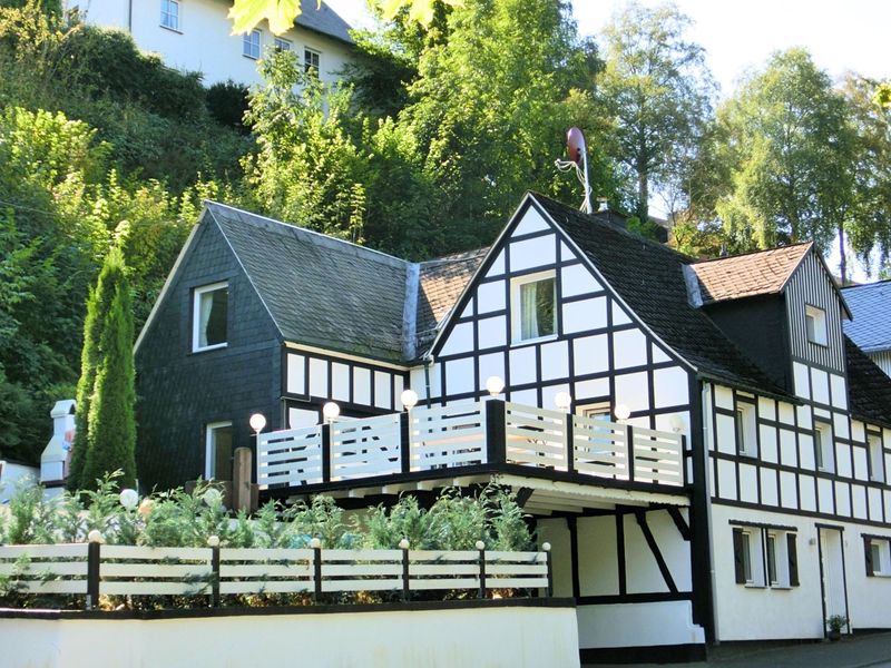 19341310-Ferienhaus-20-Schmallenberg-800x600-2