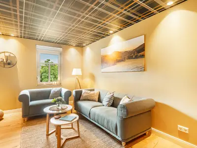 Photo, INSIDE, OUTSIDE