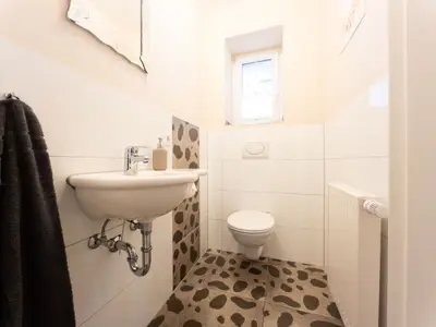 Gäste-WC Haus am Reitplatz 2er