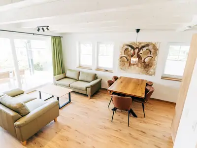 Wohnzimmer Haus im Glück rechts