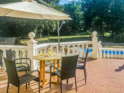 balcony-terrace