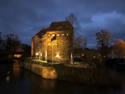 Wenzelburg in Lauf bei Nacht