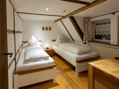 Schlafzimmer 2 mit Einzelbetten