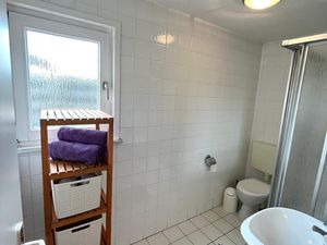 23704802-Ferienhaus-4-Schönberg-300x225-5