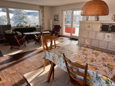 Photo, INSIDE, OUTSIDE