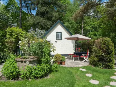 Außenseite Ferienhaus [Sommer]